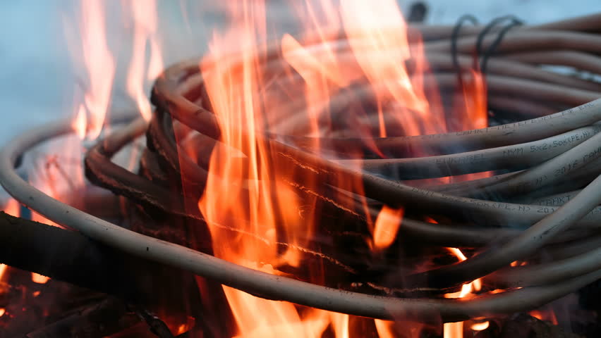 想预防电缆火灾爆发，，，，，这些缘故原由要提前相识